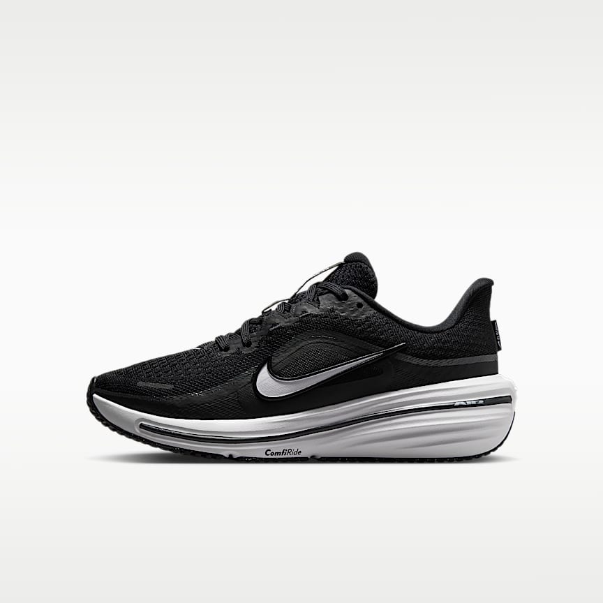 Nike S.T. Charge EP Basketball Shoes. Nike JP